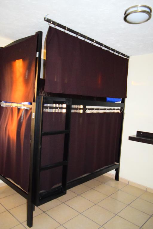 Hostal Yapa León Kültér fotó