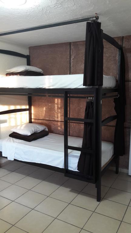 Hostal Yapa León Kültér fotó