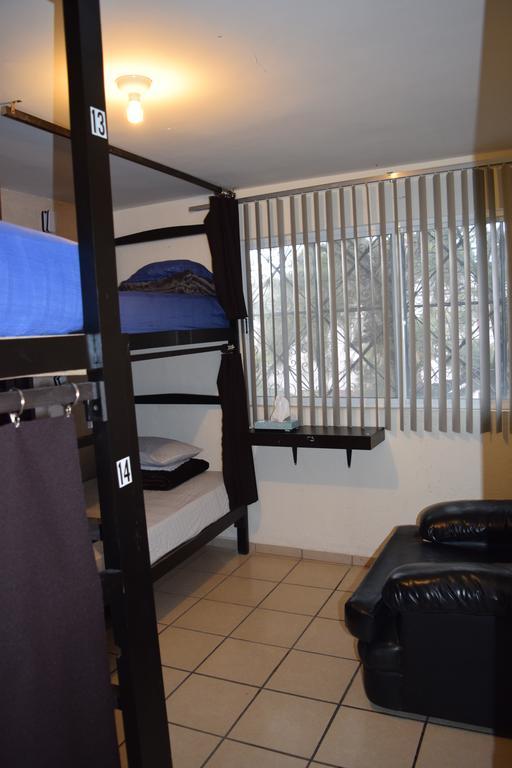 Hostal Yapa León Kültér fotó