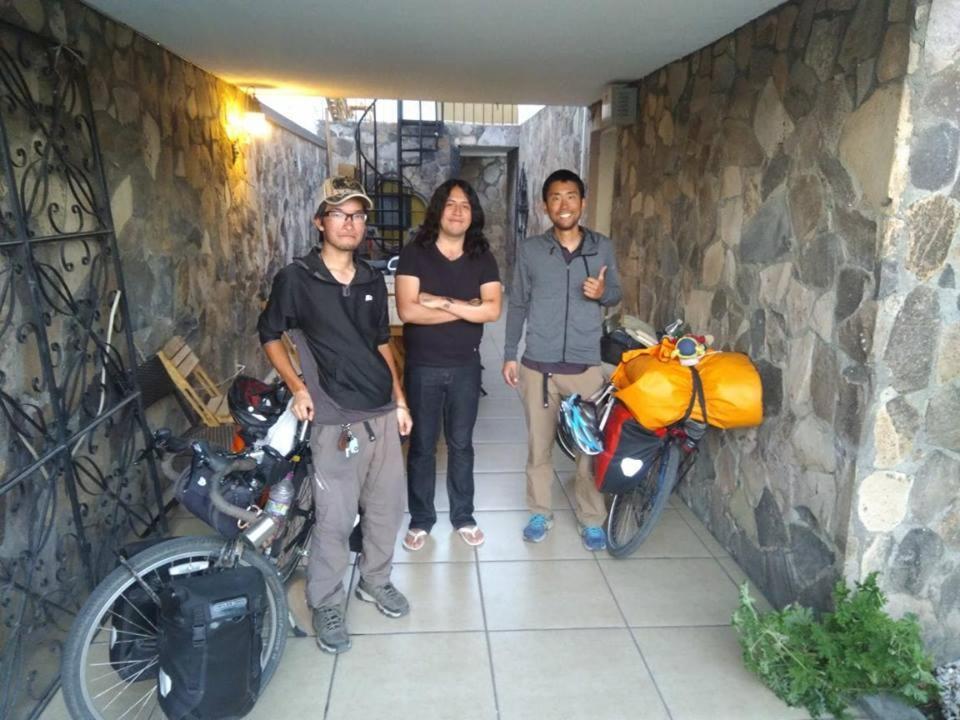 Hostal Yapa León Kültér fotó